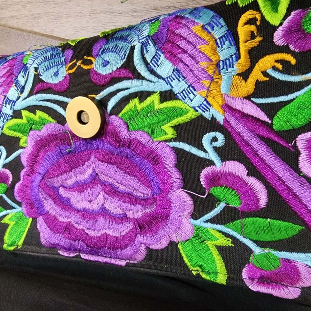 Boho Floral and Bird Embroidered Wristlet Clutch Bag ***Some loose strings*** - Picture 5 of 12